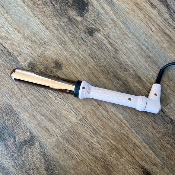 L'ANGE HAIR Ondulé Titanium Curling Wand - Picture 3 of 7